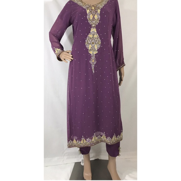 New!!! Pakistani 3 piece outfit. - Picture 2 of 2